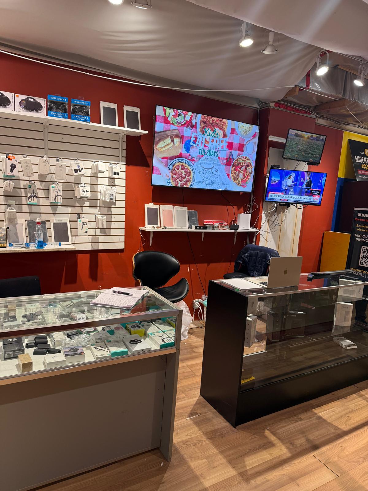 Store interior 4
